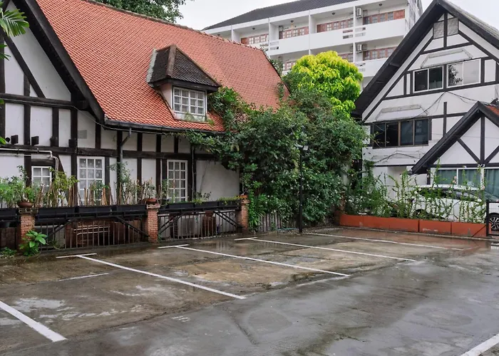 Chic 1br |5 Min Bts, 2 Min To Spa|500mbps&bath-tub *